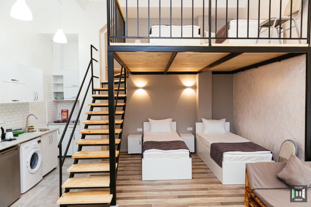 Libereco Aparthotel バトゥーミ エクステリア 写真
