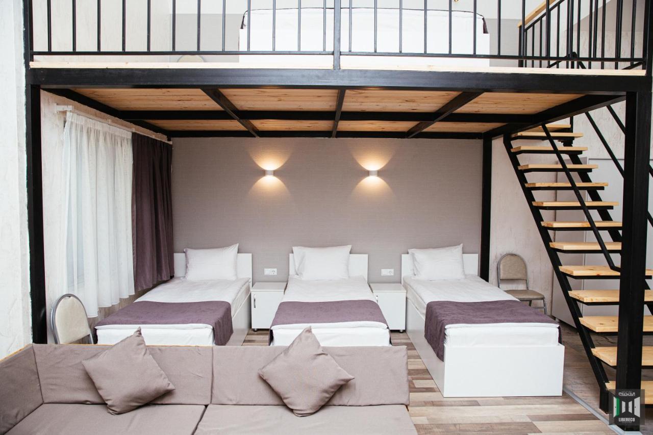 Libereco Aparthotel バトゥーミ エクステリア 写真