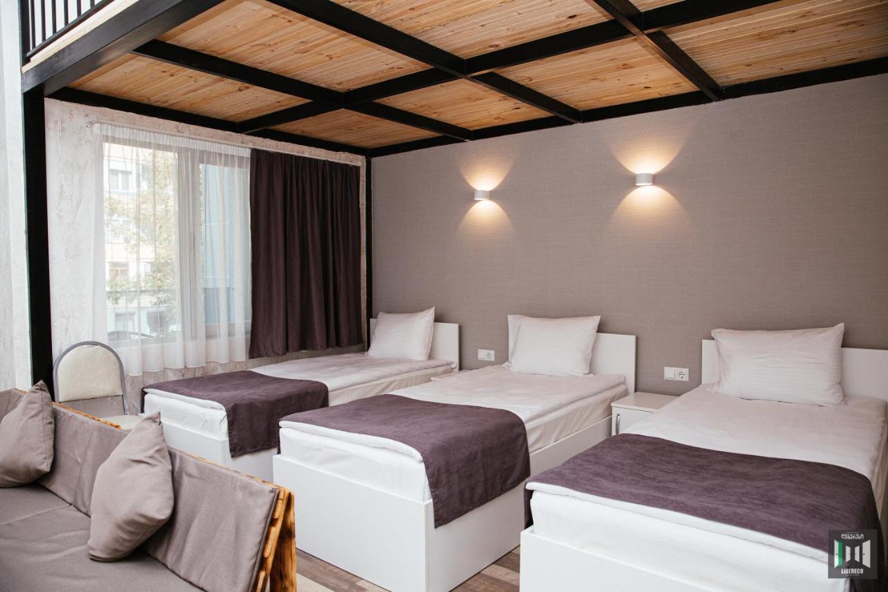 Libereco Aparthotel バトゥーミ エクステリア 写真
