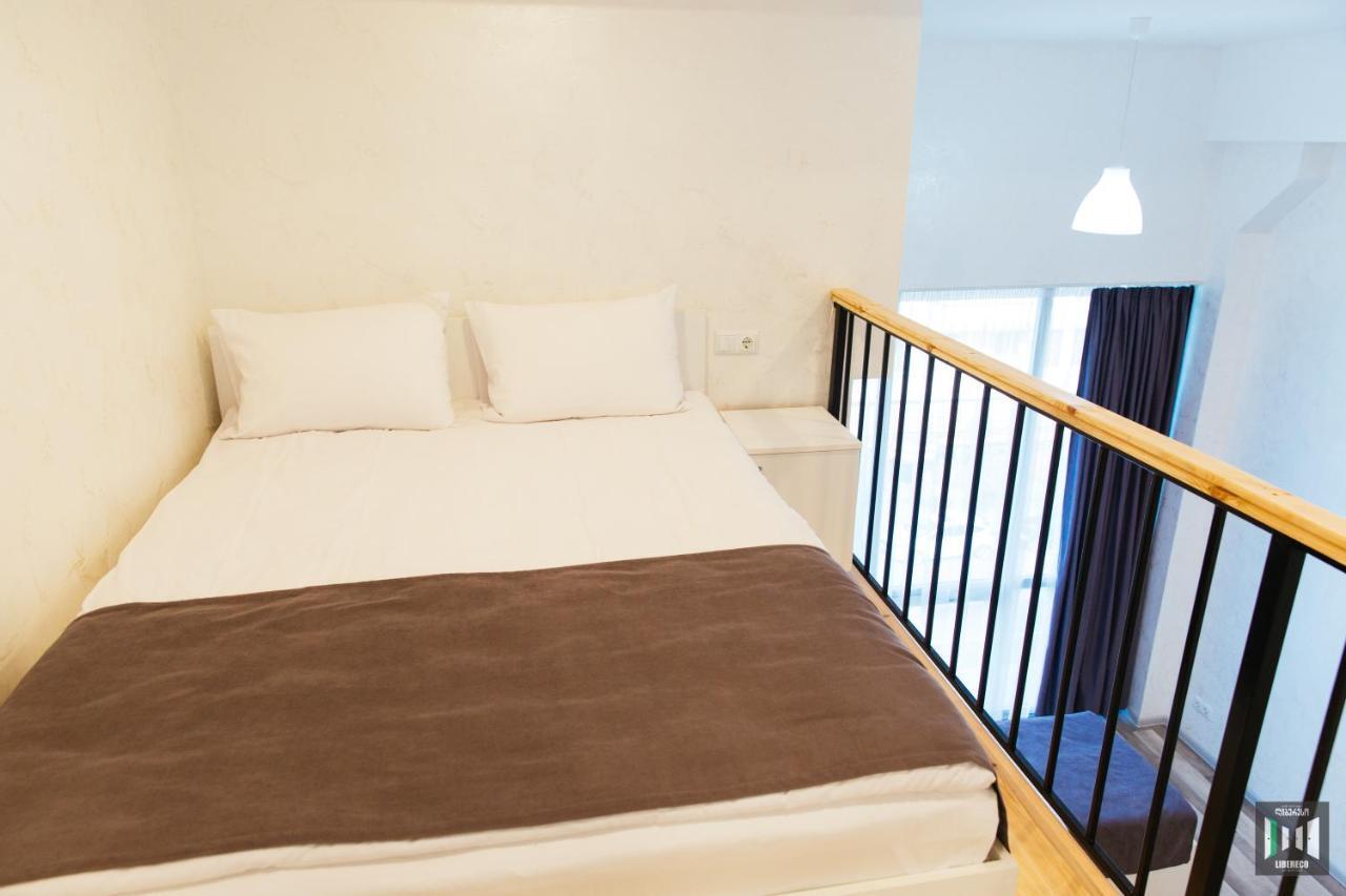 Libereco Aparthotel バトゥーミ エクステリア 写真