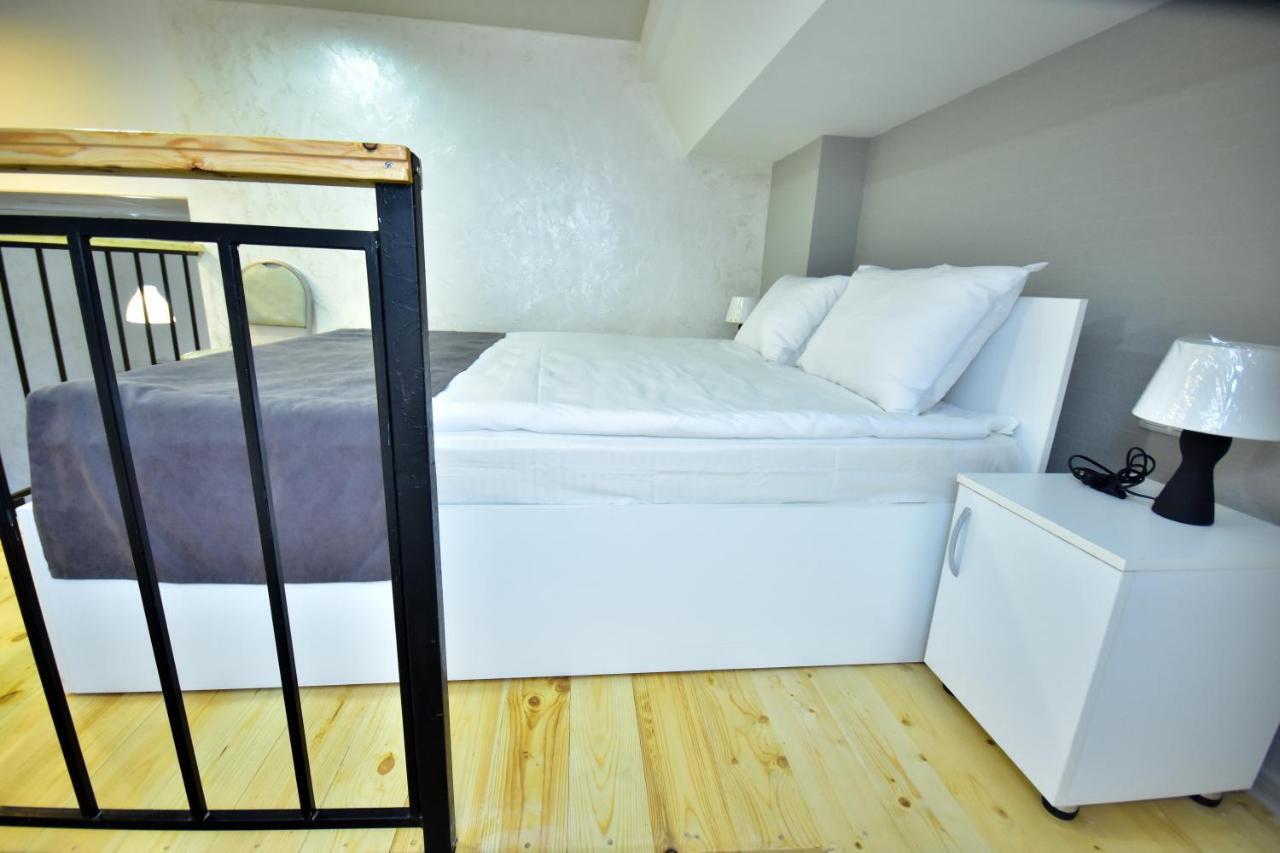 Libereco Aparthotel バトゥーミ エクステリア 写真
