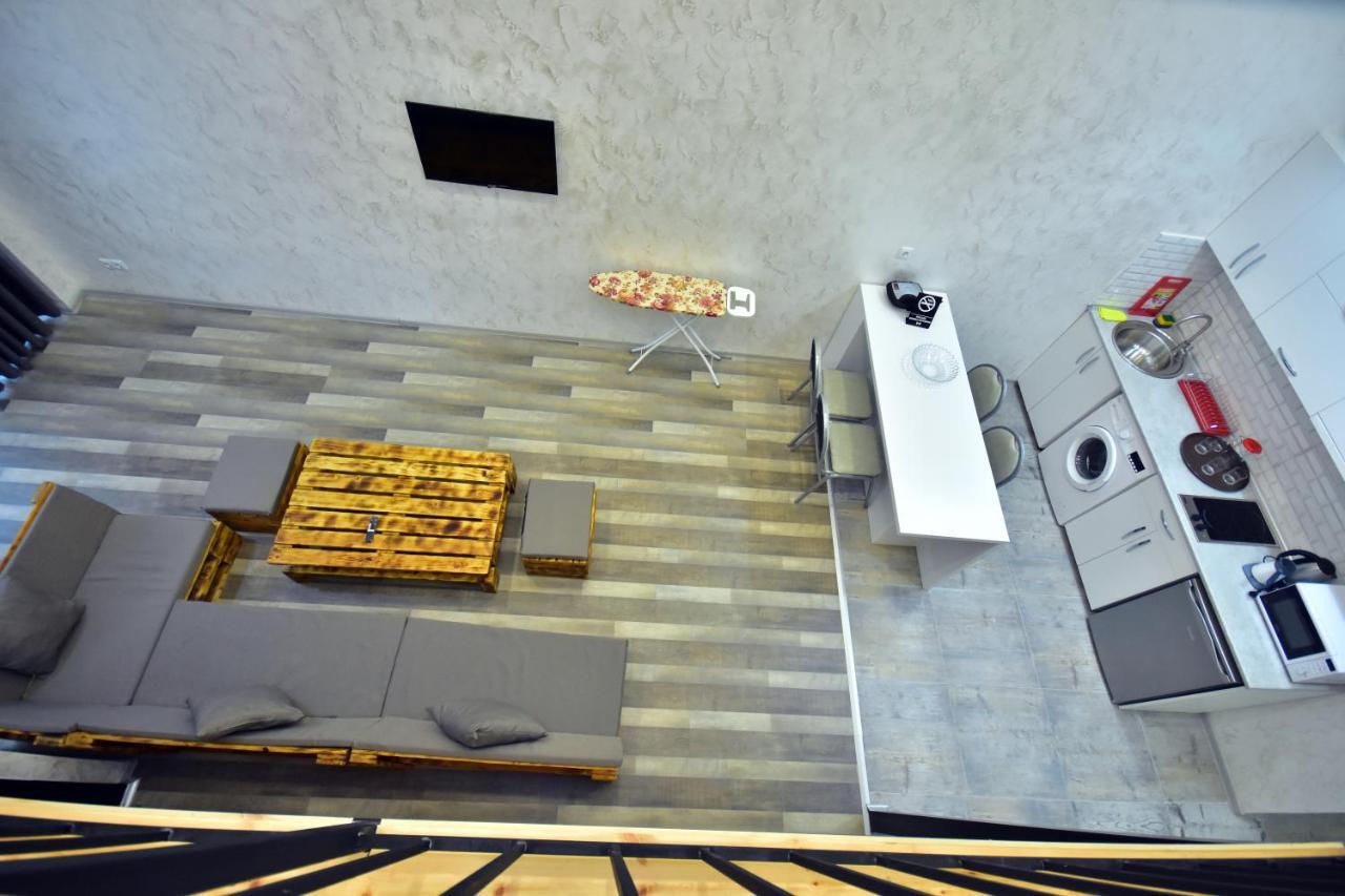 Libereco Aparthotel バトゥーミ エクステリア 写真